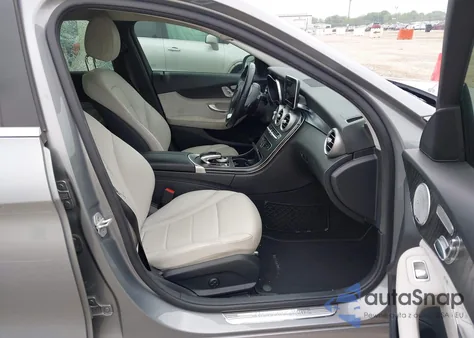 2015 Mercedes-Benz C 300 4Matic/Luxury 4Matic/Sport 4Matic из США, поврежденный, VIN 55SWF4KB7FU033536